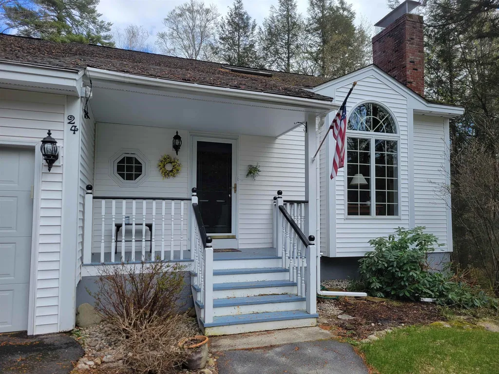 24 Winterhaven Road Wolfeboro NH 03894
