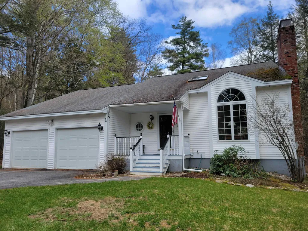 24 Winterhaven Road Wolfeboro NH 03894