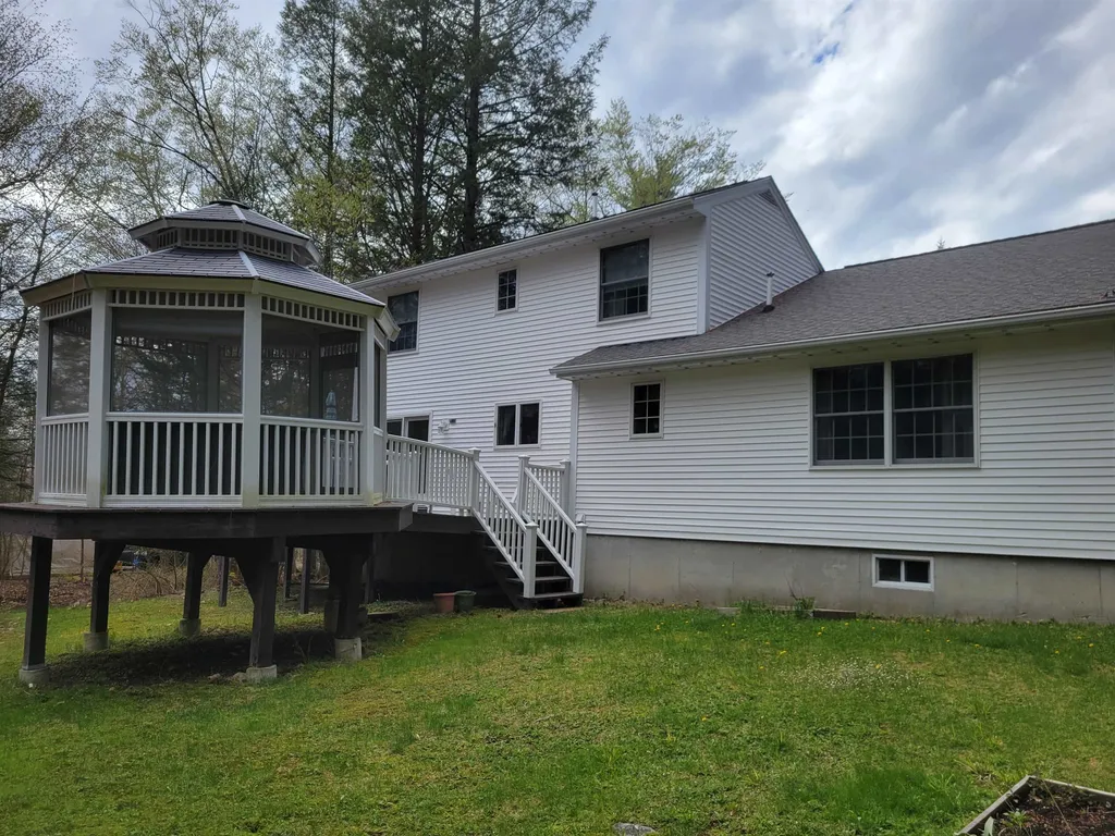 24 Winterhaven Road Wolfeboro NH 03894