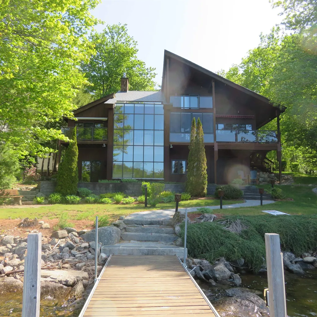 47 Leighton Avenue Laconia NH 03246