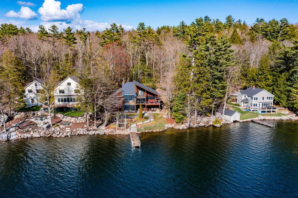 47 Leighton Avenue Laconia NH 03246