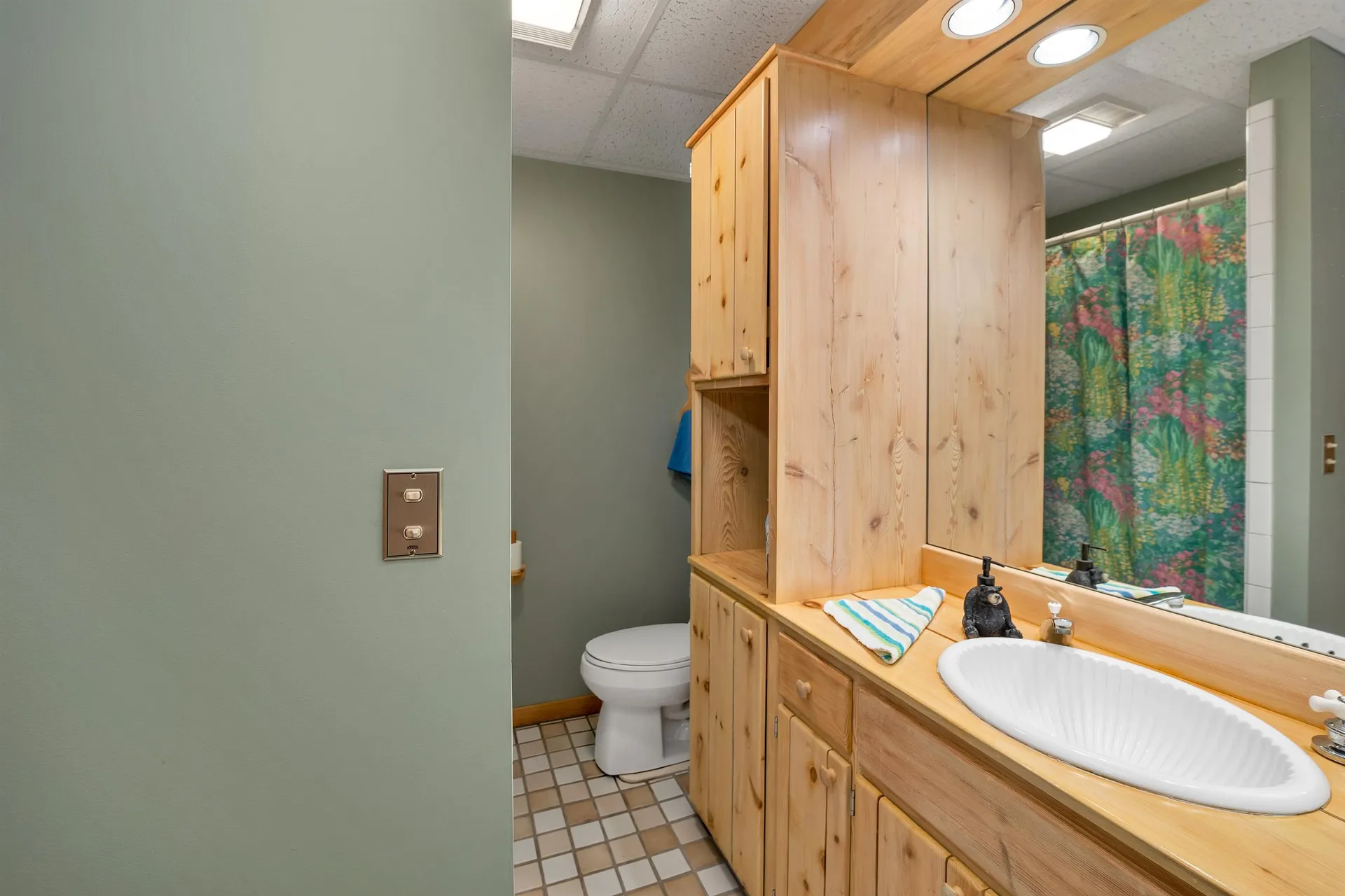 47 Leighton Avenue Laconia NH 03246