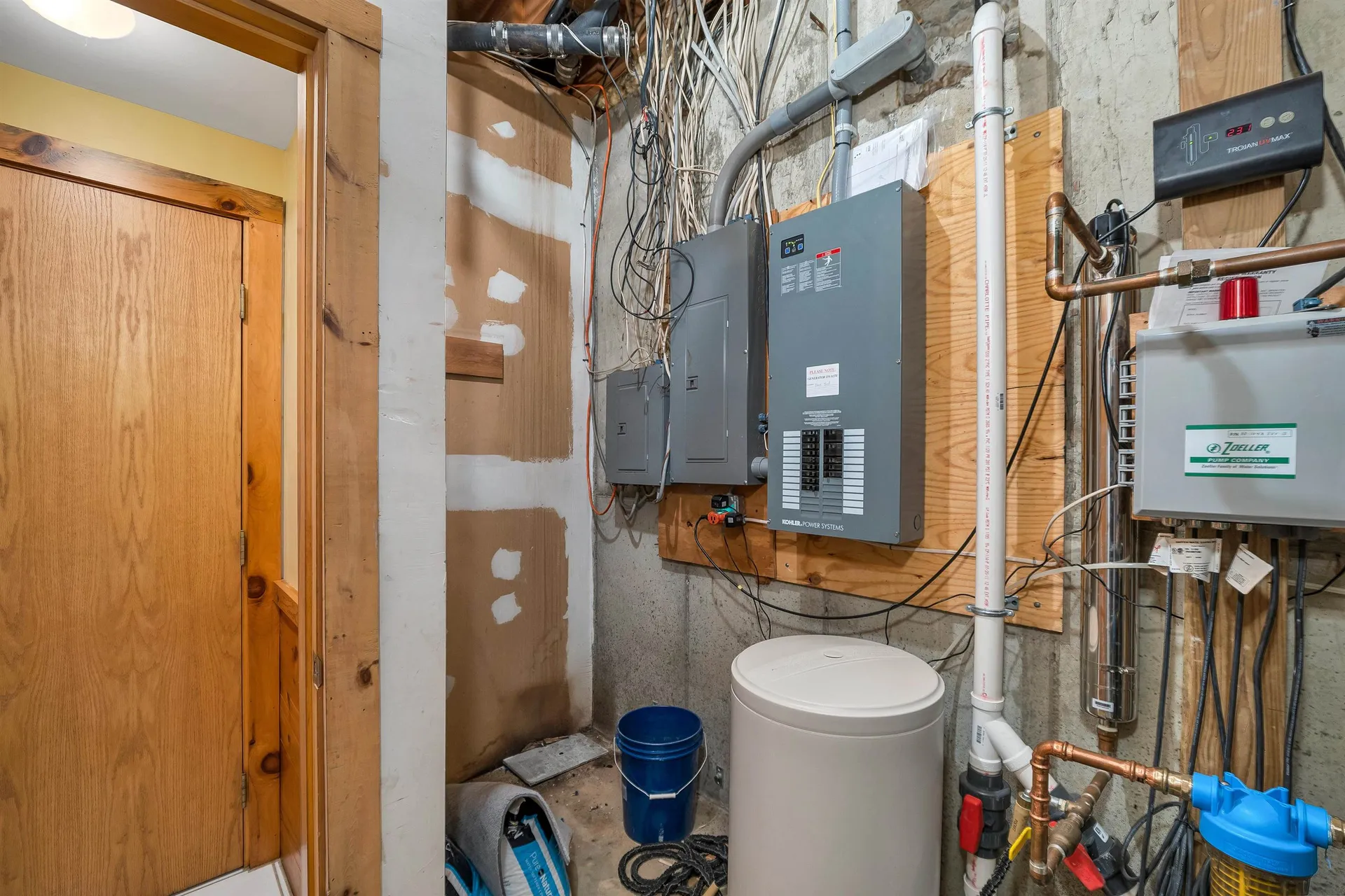 47 Leighton Avenue Laconia NH 03246