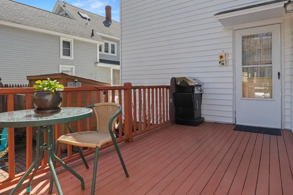 117 Front Street Exeter NH 03833