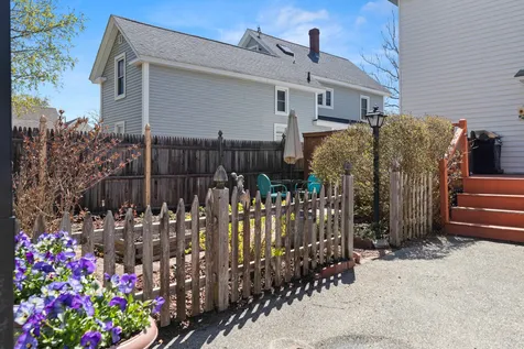 117 Front Street Exeter NH 03833