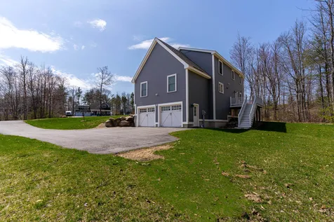 34 Village Place Drive Barrington NH 03825