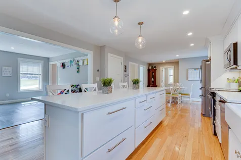 34 Village Place Drive Barrington NH 03825