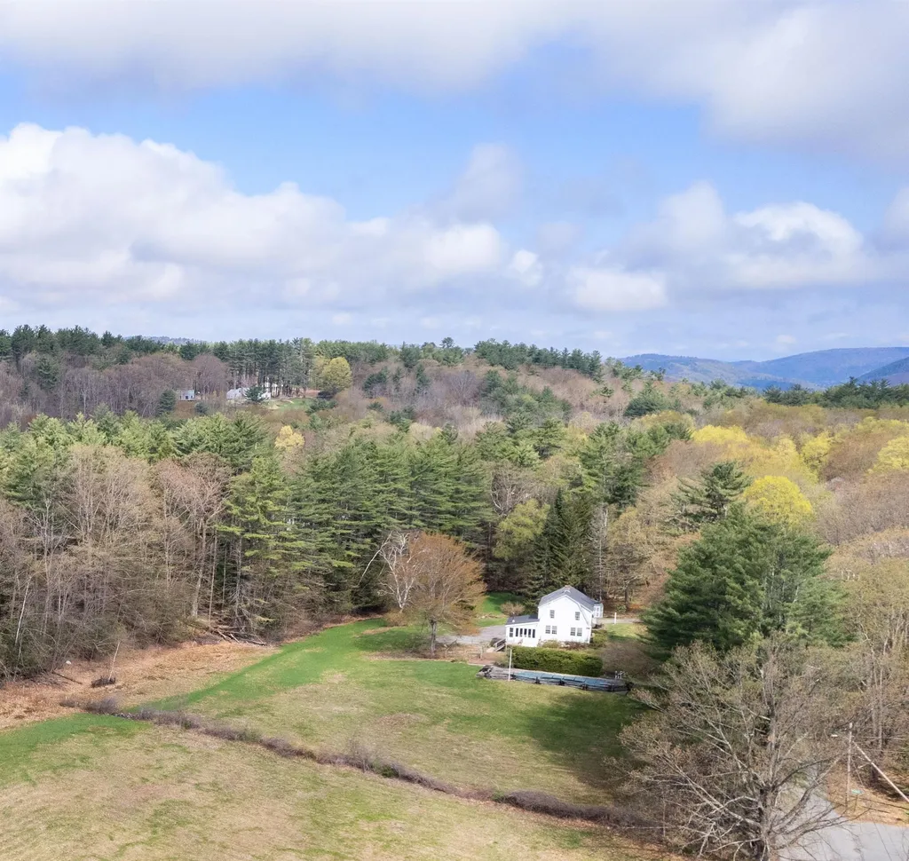 286 Orchard Street Brattleboro VT 05301
