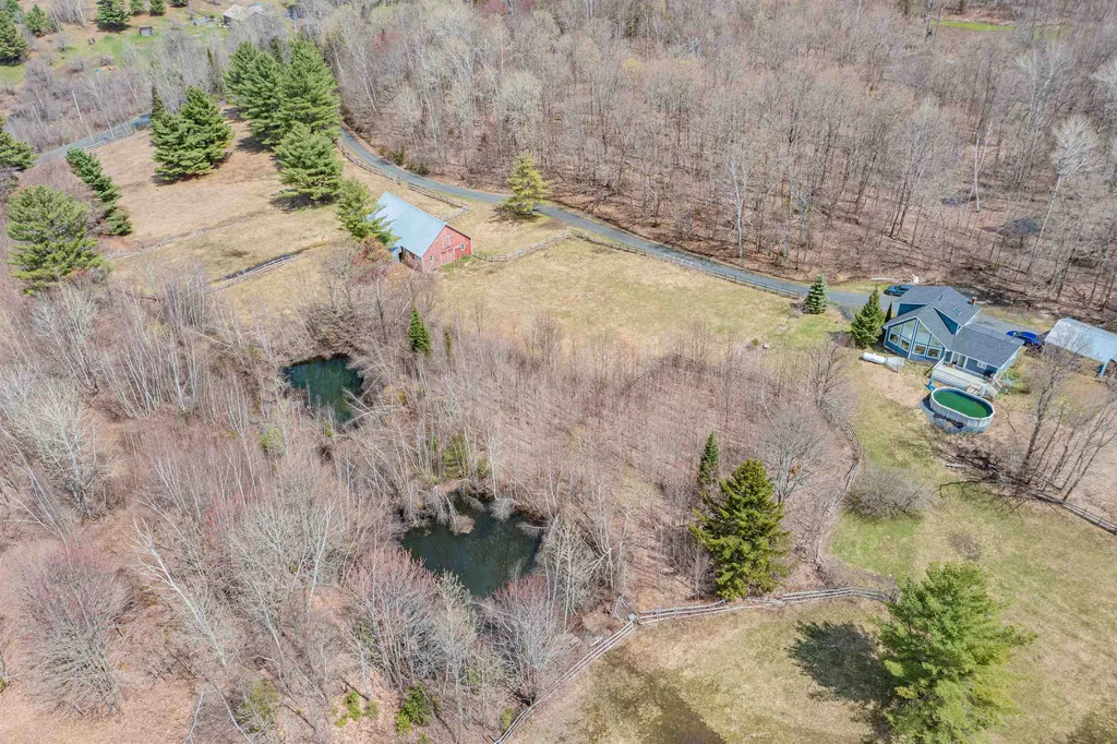 305 Getz Road Williamstown VT 05679