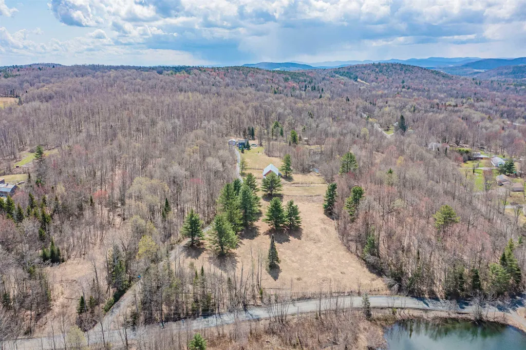 305 Getz Road Williamstown VT 05679