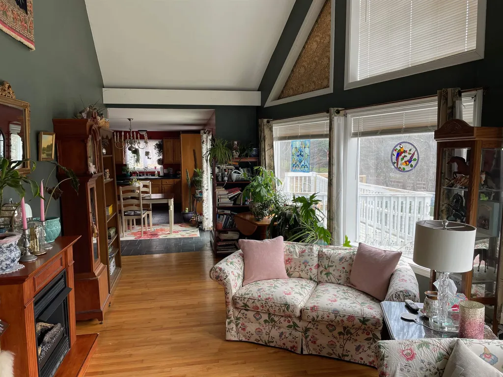 305 Getz Road Williamstown VT 05679