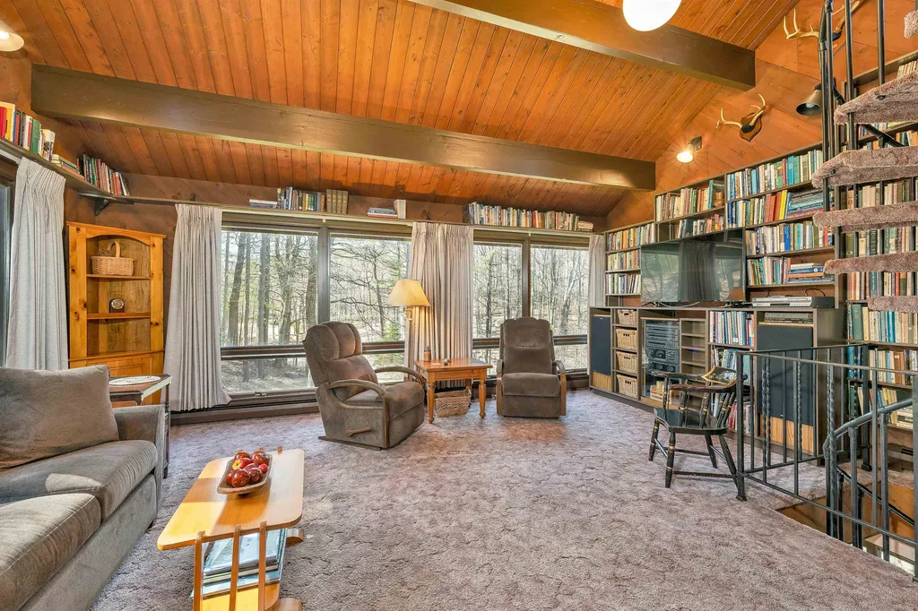 225 Kings Highway New Durham NH 03855