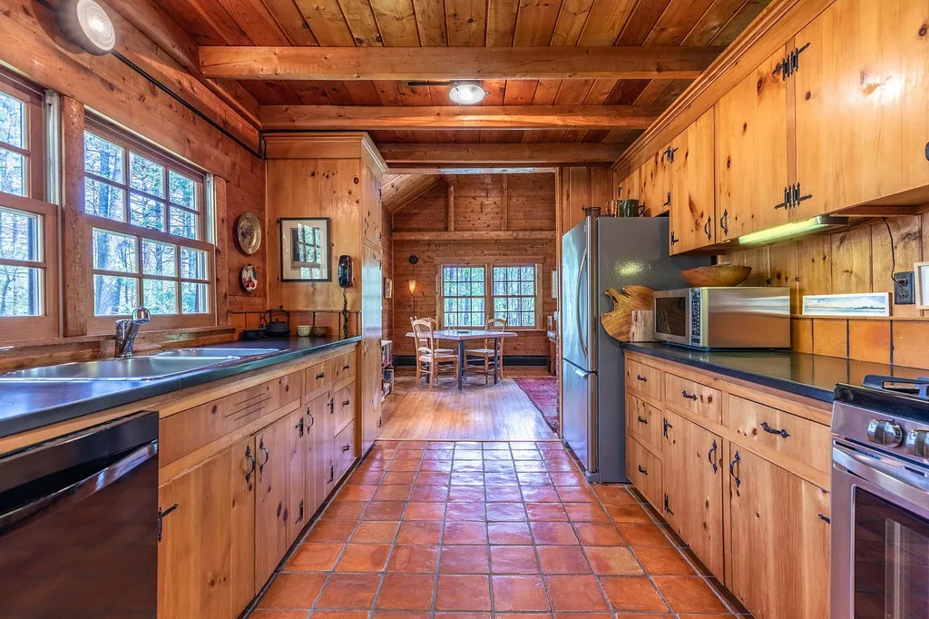2356 Fletcher Hill Road Woodstock VT 05091