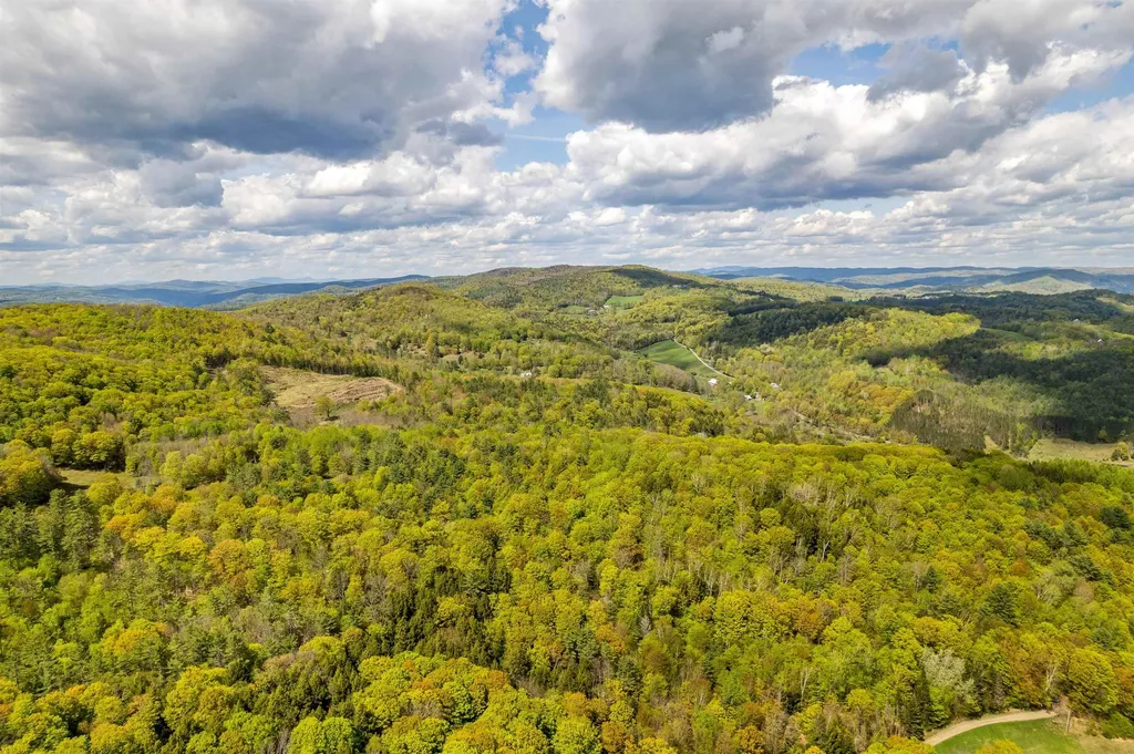 59 Goodwin Hill Road Tunbridge VT 05077