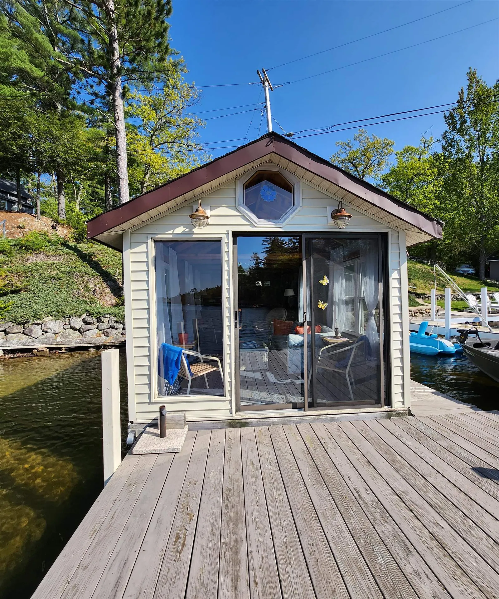 12 Farmington Road Alton NH 03810