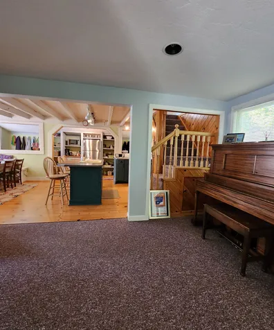 12 Farmington Road Alton NH 03810
