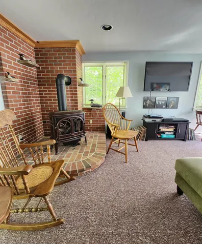 12 Farmington Road Alton NH 03810
