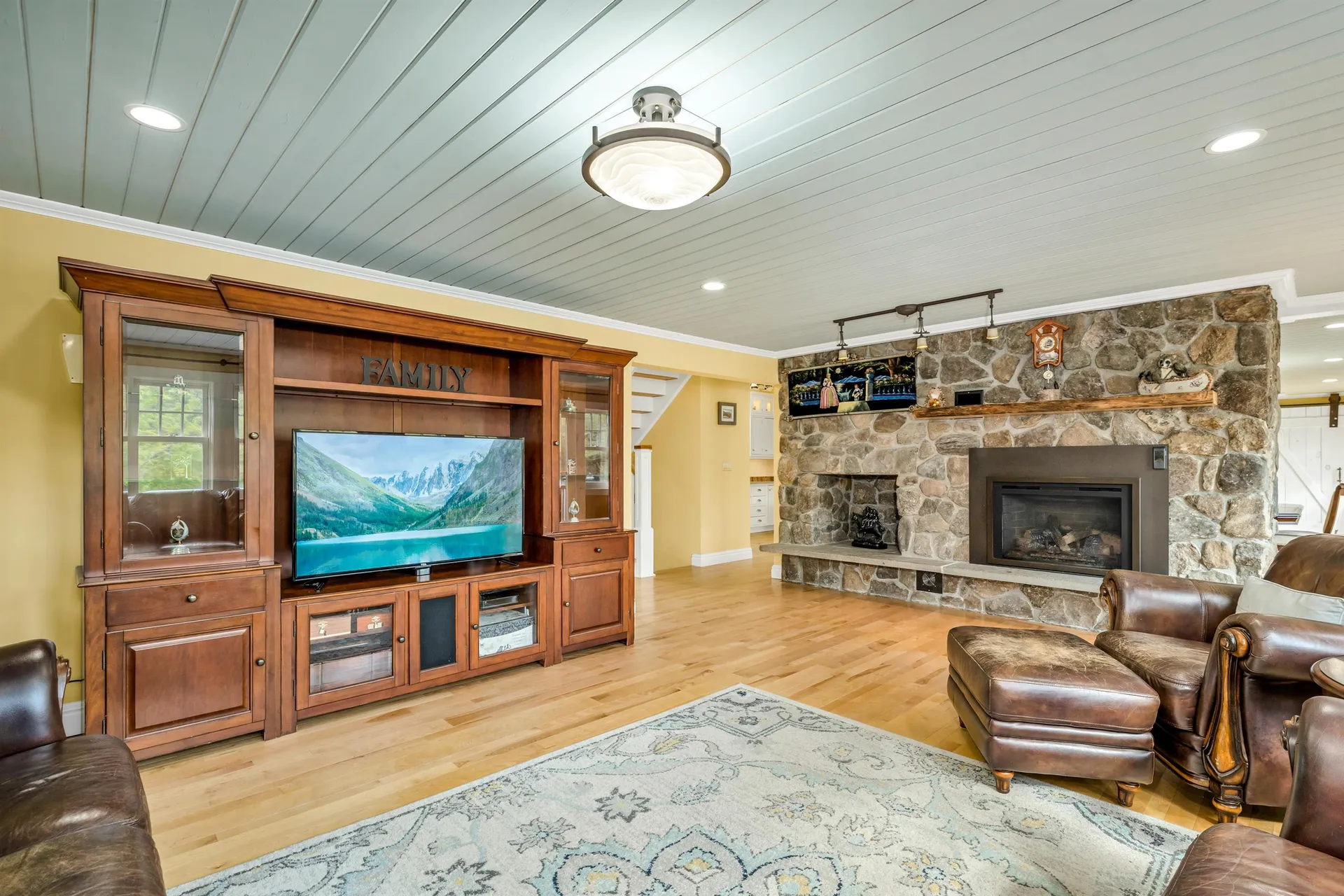 41 Keewaydin Road Center Harbor NH 03226