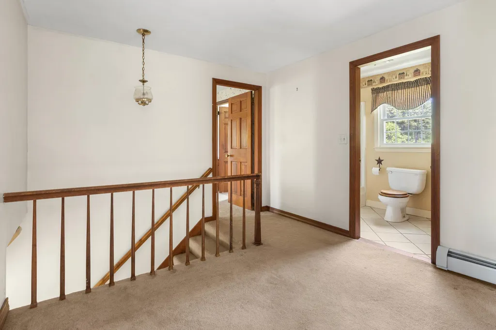 59 Exeter Road North Hampton NH 03862