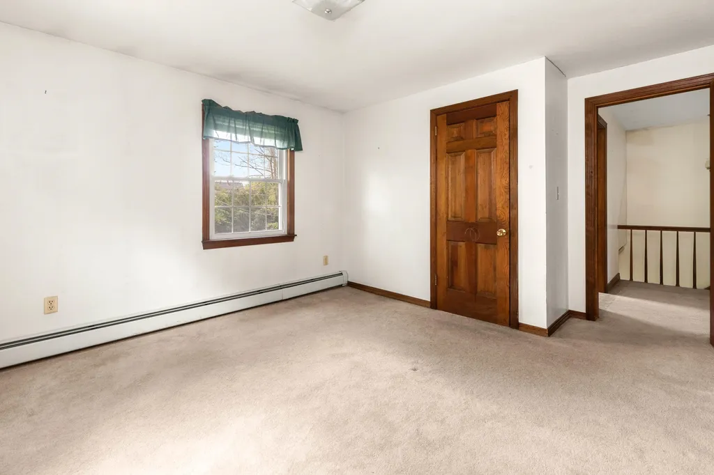 59 Exeter Road North Hampton NH 03862