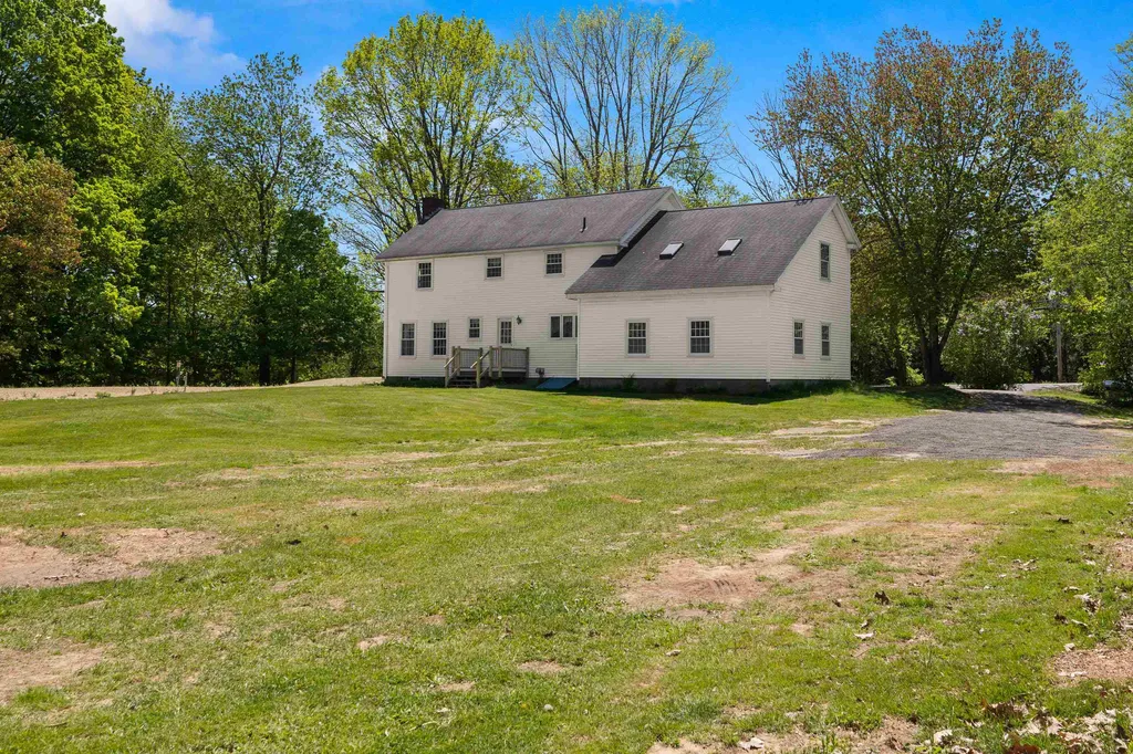 59 Exeter Road North Hampton NH 03862