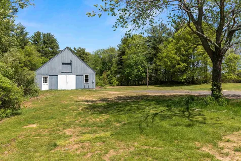 59 Exeter Road North Hampton NH 03862