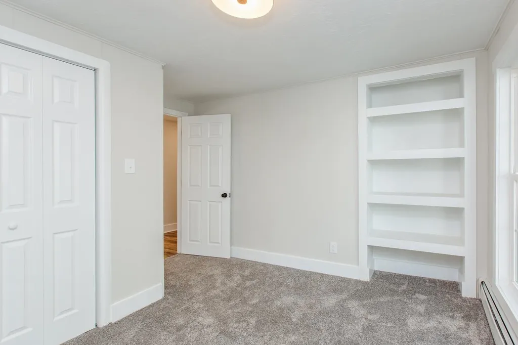 20 Coburn Street Salem NH 03079