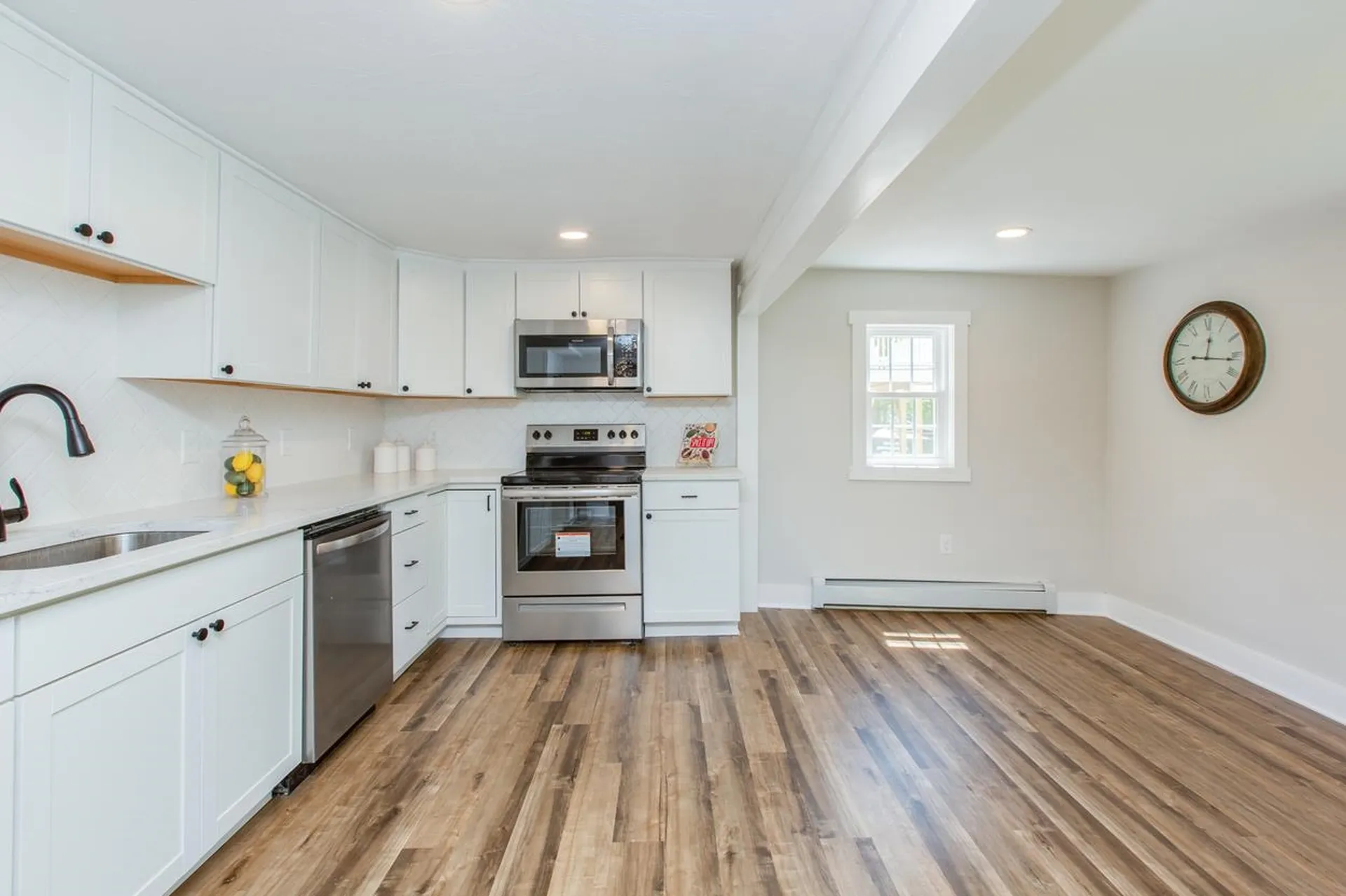 20 Coburn Street Salem NH 03079