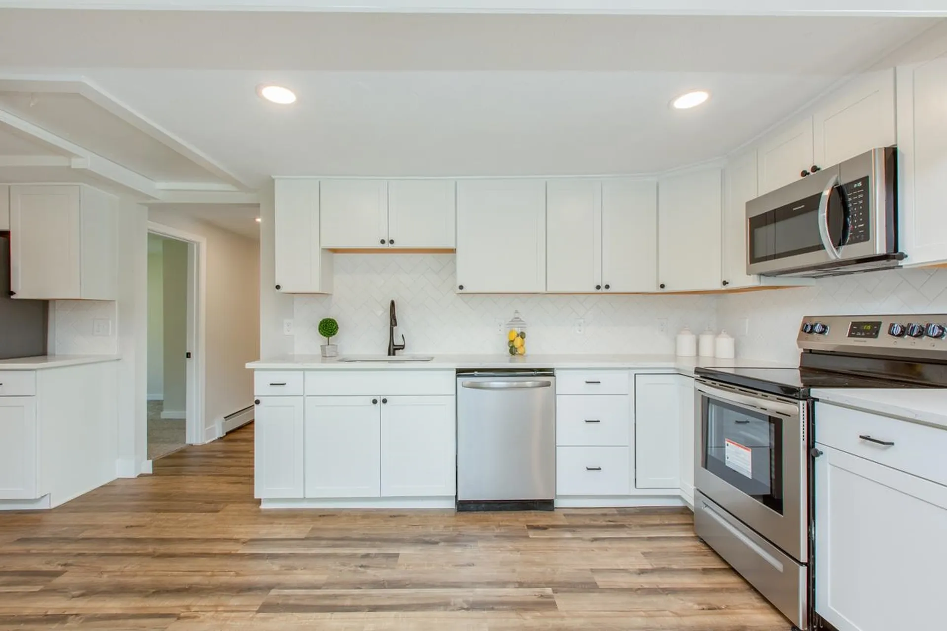 20 Coburn Street Salem NH 03079