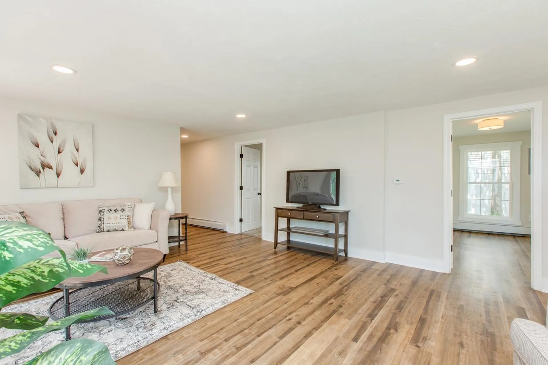 20 Coburn Street Salem NH 03079