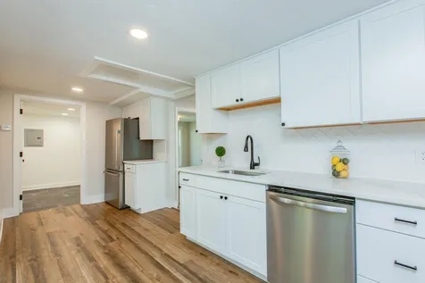 20 Coburn Street Salem NH 03079