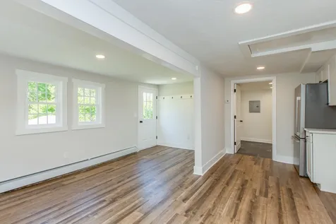20 Coburn Street Salem NH 03079