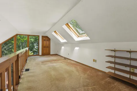 22 Windsor Boulevard Londonderry NH 03053