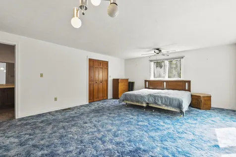 22 Windsor Boulevard Londonderry NH 03053