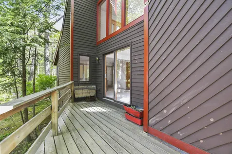 22 Windsor Boulevard Londonderry NH 03053
