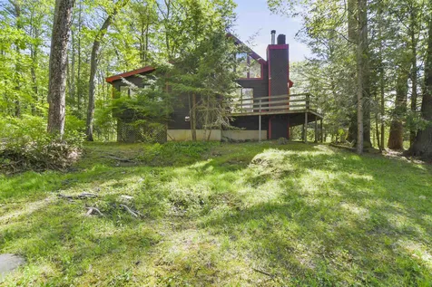 22 Windsor Boulevard Londonderry NH 03053
