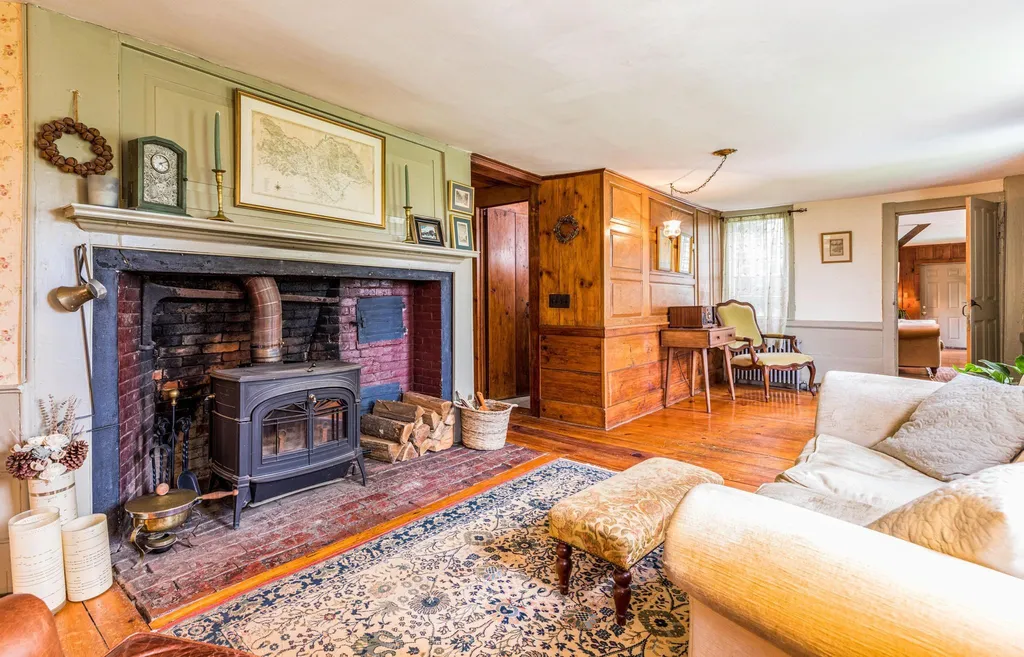 26 Lamprey Road Kensington NH 03833