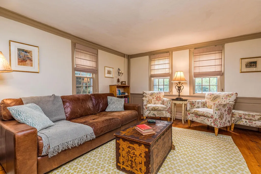26 Lamprey Road Kensington NH 03833