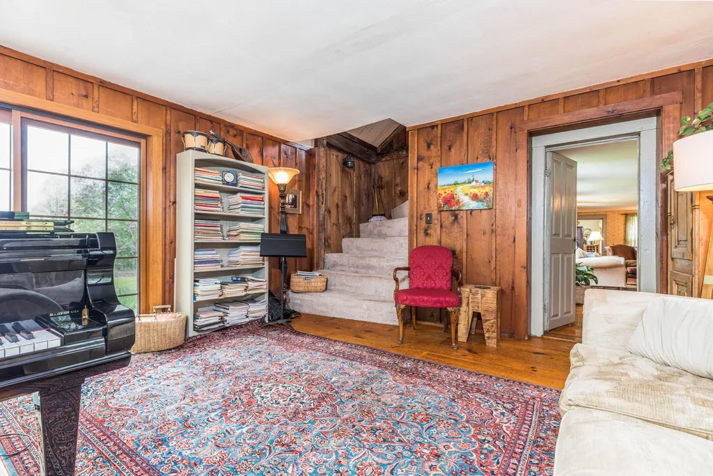 26 Lamprey Road Kensington NH 03833