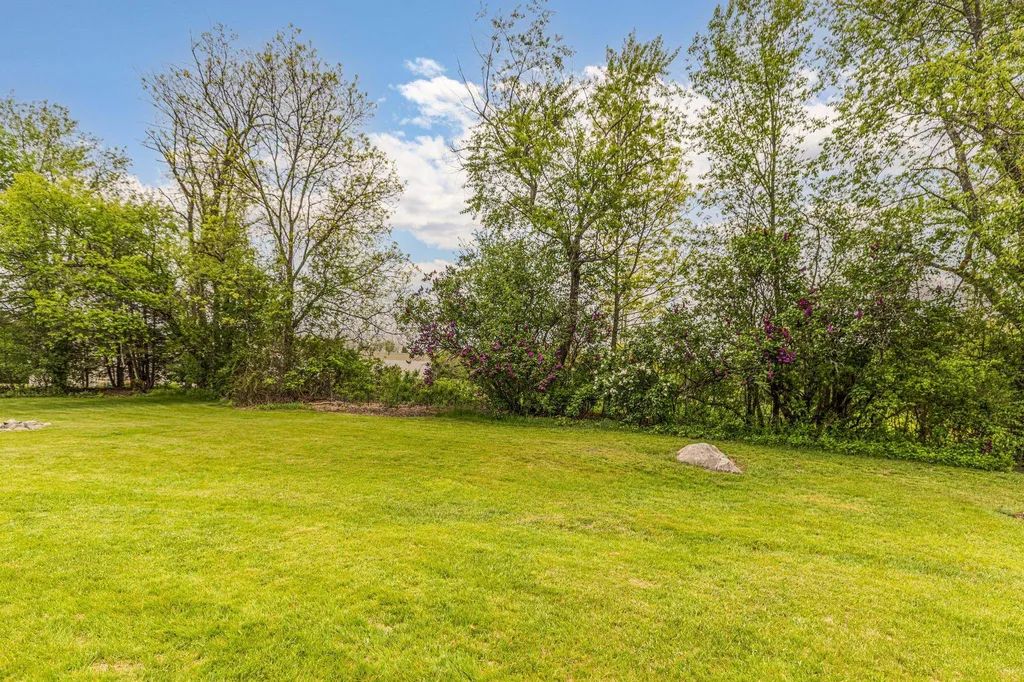 26 Lamprey Road Kensington NH 03833