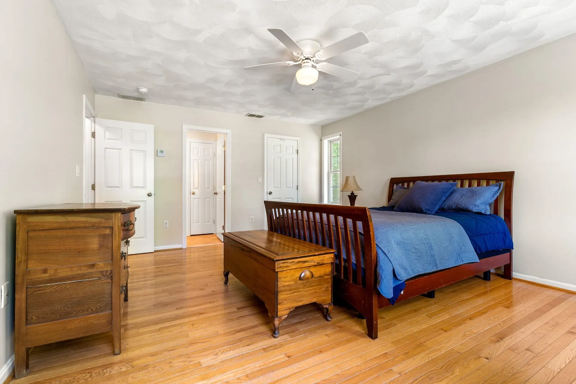 11 Litchfield Circle Pelham NH 03076