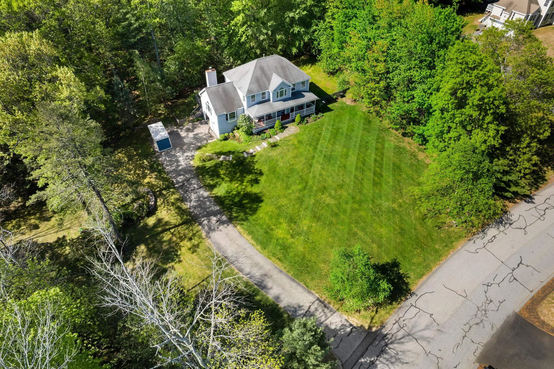 11 Litchfield Circle Pelham NH 03076