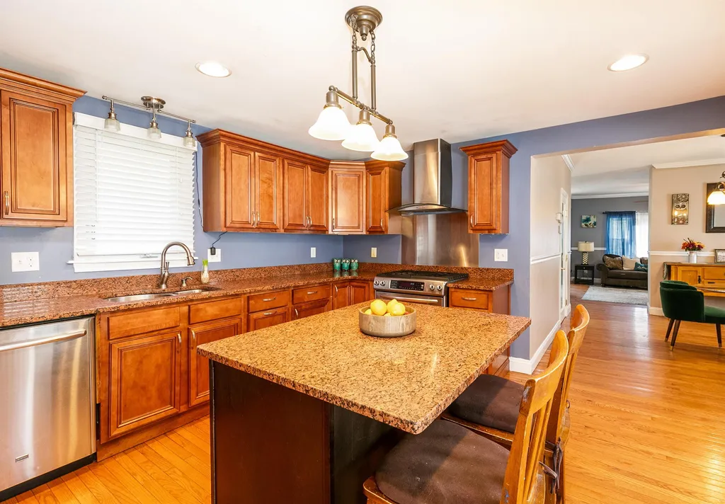 260 Lowell Street Manchester NH 03104