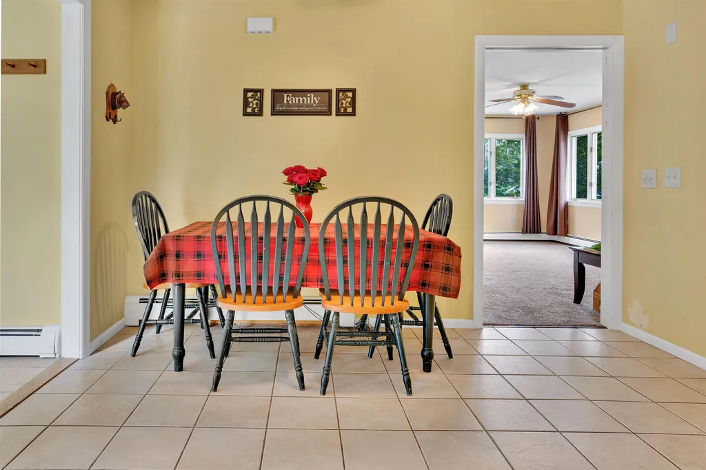 6 Greenfield Drive Somersworth NH 03878