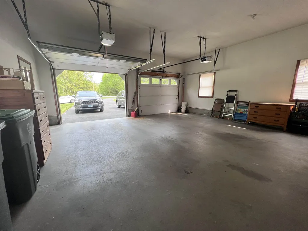 14 Cindy Drive Hooksett NH 03106