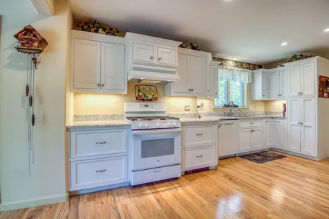 272 Country Road Conway NH 03845