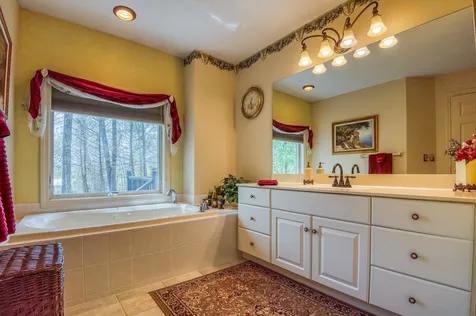 272 Country Road Conway NH 03845