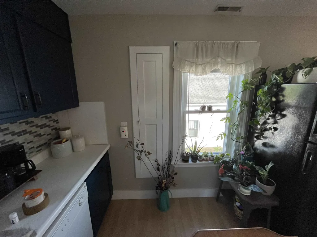 64 Sawyer Street Nashua NH 03060