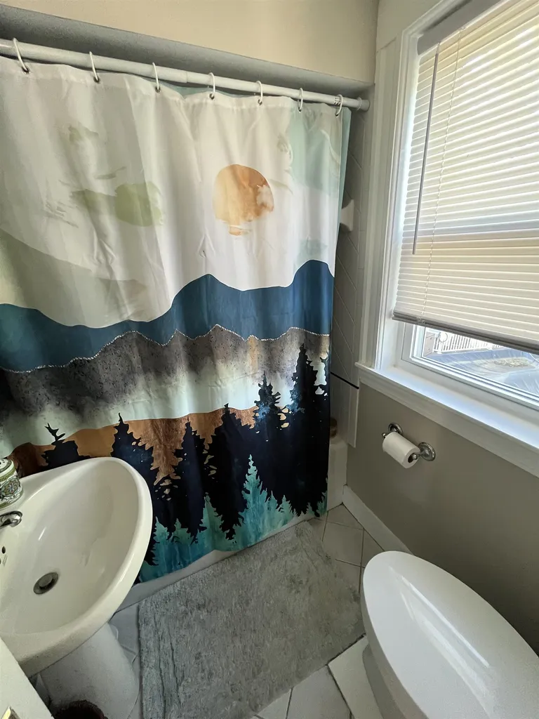 64 Sawyer Street Nashua NH 03060