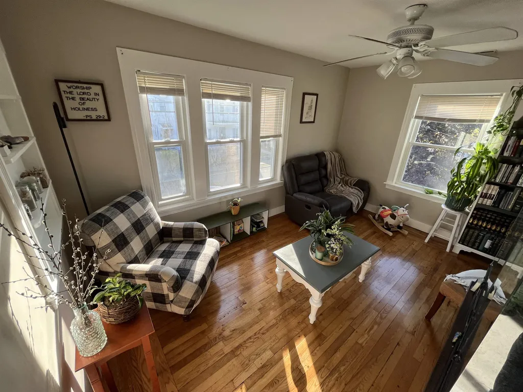 64 Sawyer Street Nashua NH 03060